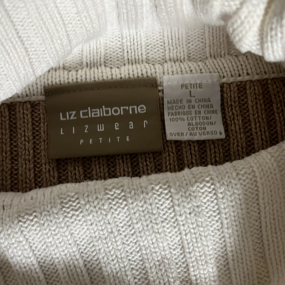 Large sweater - Picture 2 of 2